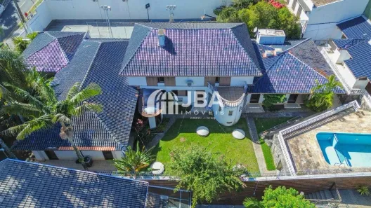 Casa com 3 Quartos à venda, 779m² no São Lourenço, Curitiba