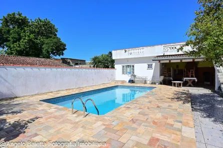 Casa com 3 Quartos à venda, 227m² no Centro, Peruíbe