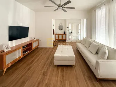 Casa com 3 Quartos à venda, 180m² no Vila São José, Valinhos