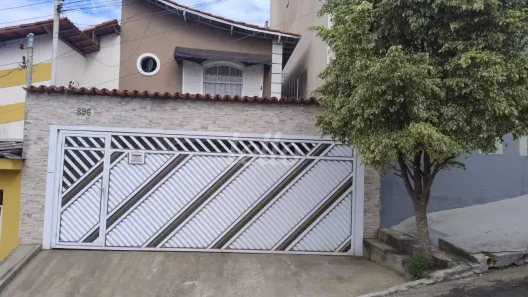Casa com 3 Quartos à venda, 243m² no Vila Scarpelli, Santo André