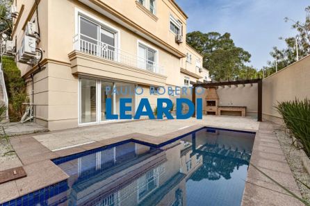 Casa de Condomínio com 4 Quartos à venda, 568m² no Vila Sônia, São Paulo