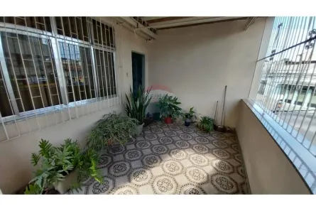 Prédio Comercial com 2 Quartos à venda, 239m² no Ramos, Rio de Janeiro