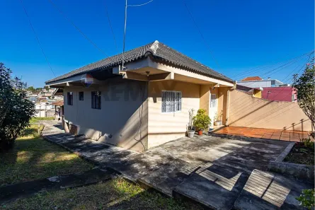Casa com 3 Quartos à venda, 98m² no Santa Cândida, Curitiba