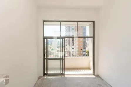 Kitnet com 1 Quarto à venda, 32m² no Jardim das Acácias, São Paulo