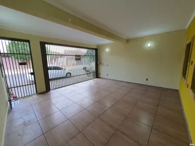 Sobrado com 3 Quartos à venda, 214m² no Vila Industrial, Bauru
