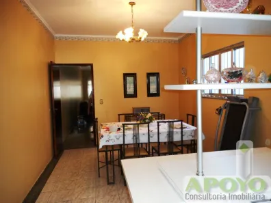 Sobrado com 3 Quartos à venda, 140m² no Vila Campo Grande, São Paulo