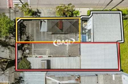 Lote/Terreno à venda, 677m² no Água Verde, Curitiba