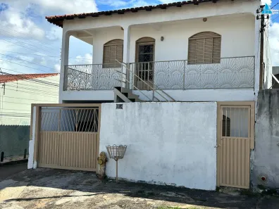 Casa com 5 Quartos à venda, 150m² no Setor Leste, Brasília