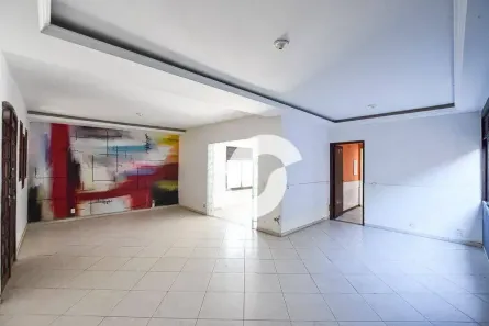 Casa com 4 Quartos à venda, 216m² no Mata Paca, Niterói
