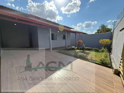 Casa com 3 Quartos à venda, 180m² no Itapoã, Aparecida de Goiânia