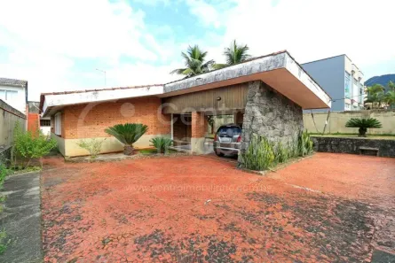 Casa com 5 Quartos à venda, 163m² no Centro, Peruíbe
