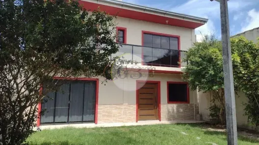 Casa com 2 Quartos para alugar, 140m² no Areal, Pelotas