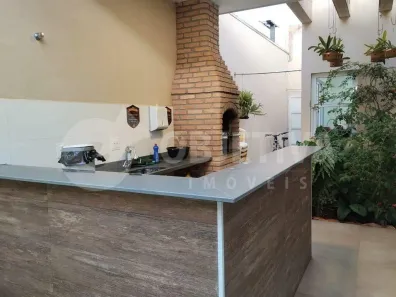 Casa com 3 Quartos à venda, 170m² no Aclimação, Uberlândia