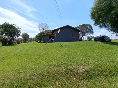 Fazenda/Sítio com 3 Quartos à venda, 48400m² no Centro, Laranjal Paulista