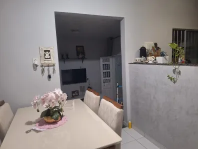 Casa com 2 Quartos à venda, 80m² no Cidade Nova, Aracaju