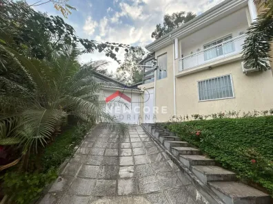 Casa de Condomínio com 5 Quartos à venda, 250m² no Campo Grande, Rio de Janeiro