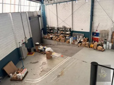 Galpão/Depósito/Armazém para venda ou aluguel, 383m² no Nova Gerty, São Caetano do Sul