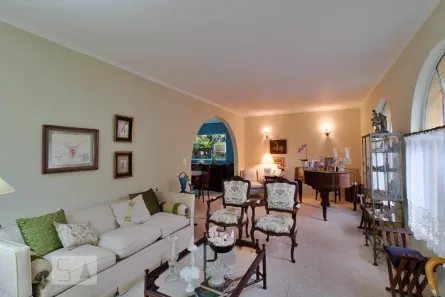 Casa com 3 Quartos à venda, 350m² no Vila Tramontano, São Paulo