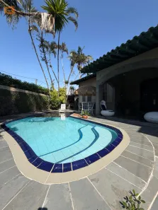 Sobrado com 4 Quartos à venda, 396m² no Canto do Forte, Praia Grande