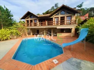 Casa de Condomínio com 5 Quartos para venda ou aluguel, 500m² no Jardim Tupi, Arujá