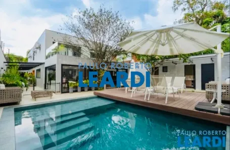 Casa com 4 Quartos à venda, 504m² no Alto de Pinheiros, São Paulo