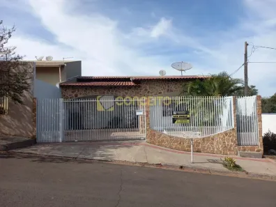 Casa com 3 Quartos à venda, 160m² no Jardim Delta, Londrina