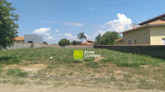 Lote/Terreno à venda, 1080m² no Porangaba, Porangaba