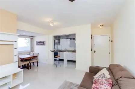 Apartamento com 3 Quartos para alugar, 72m² no Chácara das Pedras, Porto Alegre