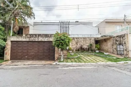 Sobrado com 4 Quartos para alugar, 720m² no Mooca, São Paulo