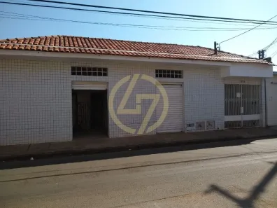 Casa com 9 Quartos à venda, 930m² no Vila Vendramini, Itapetininga