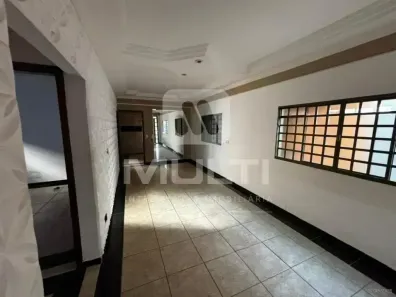 Casa com 4 Quartos à venda, 187m² no Planalto, Uberlândia