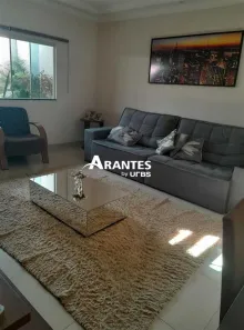 Casa com 3 Quartos à venda, 188m² no Cidade Jardim, Uberlândia