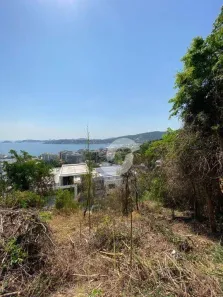 Lote/Terreno à venda, 660m² no Charitas, Niterói