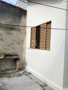 Casa com 2 Quartos para alugar, 40m² no Centro, Jacareí