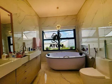 Casa de Condomínio com 3 Quartos à venda, 244m² no Centro, Taubaté