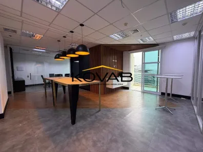 Sala Comercial para alugar, 235m² no Vila São Francisco (Zona Sul), São Paulo