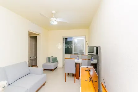 Apartamento com 2 Quartos para alugar, 52m² no Sarandi, Porto Alegre