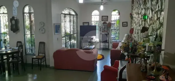 Casa com 5 Quartos à venda, 222m² no Piratininga, Niterói