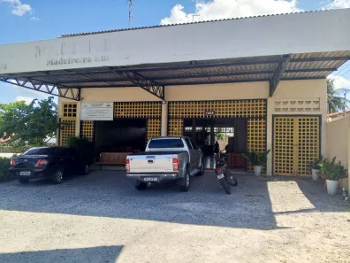 Ponto Comercial para alugar, 2400m² no Centro, Eusébio