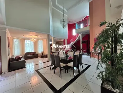 Casa com 4 Quartos à venda, 600m² no Cidade Jardim, Uberlândia