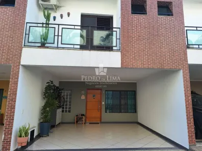 Sobrado com 3 Quartos à venda, 140m² no Vila Bertioga, São Paulo