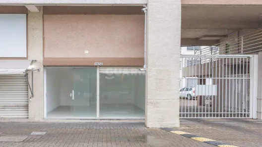 Ponto Comercial para alugar, 35m² no Jardim Itu, Porto Alegre