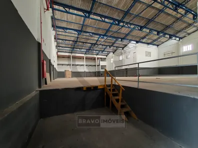 Galpão/Depósito/Armazém para alugar, 600m² no Serraria, Diadema