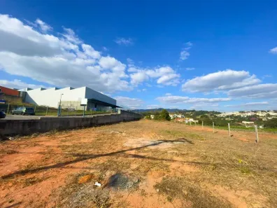 Lote/Terreno à venda, 1700m² no Centro, Socorro
