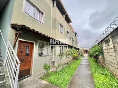Casa com 2 Quartos à venda, 96m² no Vila Magdalena, Contagem