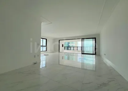 Apartamento com 4 Quartos à venda, 225m² no Meia Praia, Itapema