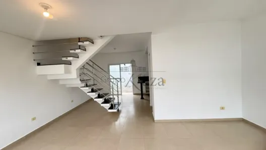 Casa de Condomínio com 2 Quartos para alugar, 84m² no Chácaras São José, São José dos Campos