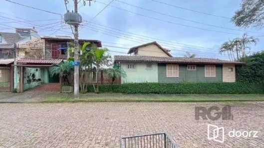 Casa com 3 Quartos à venda, 187m² no Ipanema, Porto Alegre