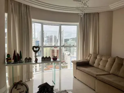 Apartamento com 3 Quartos para alugar, 178m² no Pioneiros, Balneário Camboriú