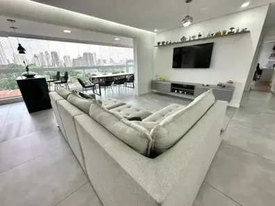 Apartamento com 3 Quartos à venda, 165m² no Vila Regente Feijó, São Paulo